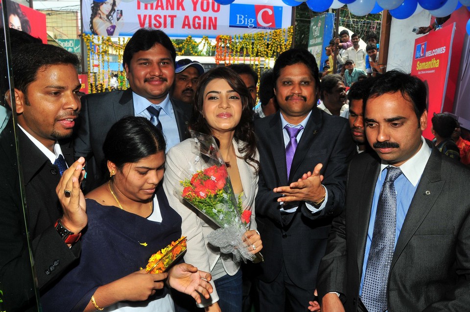 Samantha at BigC 100th Show Room Opening Pictures | Picture 58802